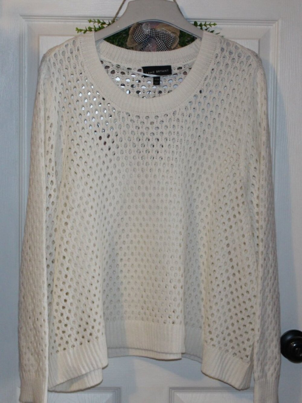 NWT Lane Bryant open weave sweater, size 26/28. NICE